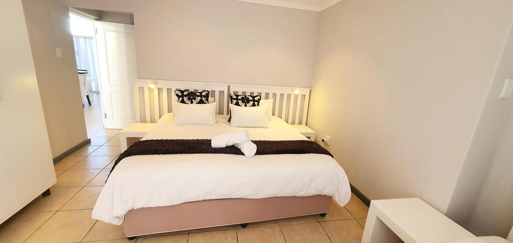 Point Village Hotel And Self Catering Mossel Bay Exterior foto