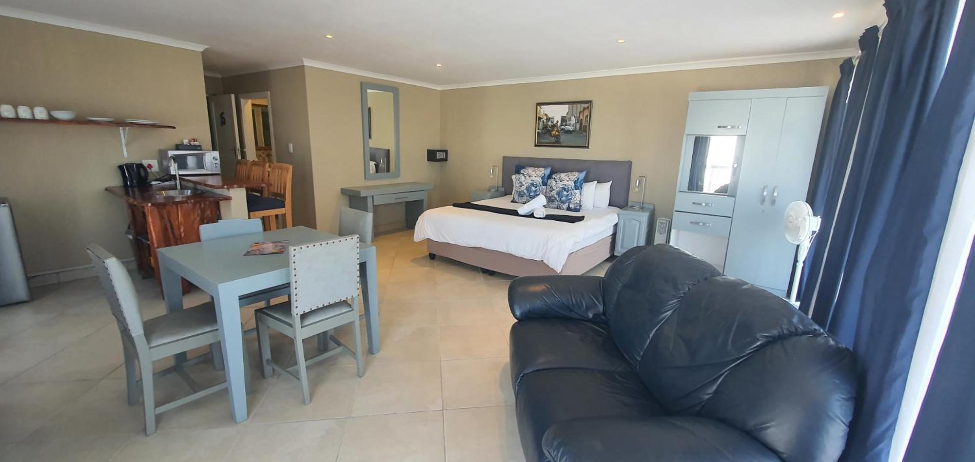 Point Village Hotel And Self Catering Mossel Bay Exterior foto