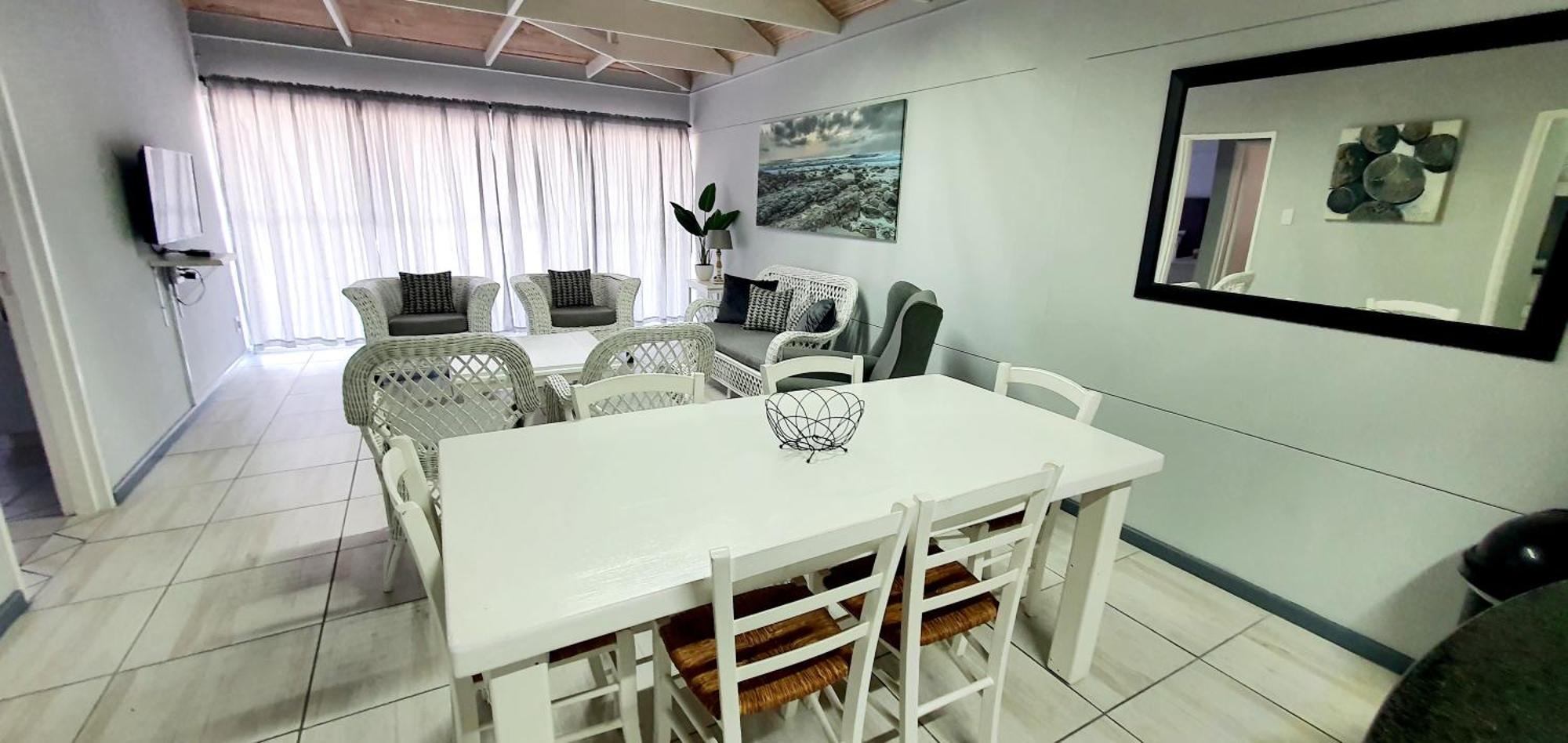 Point Village Hotel And Self Catering Mossel Bay Exterior foto