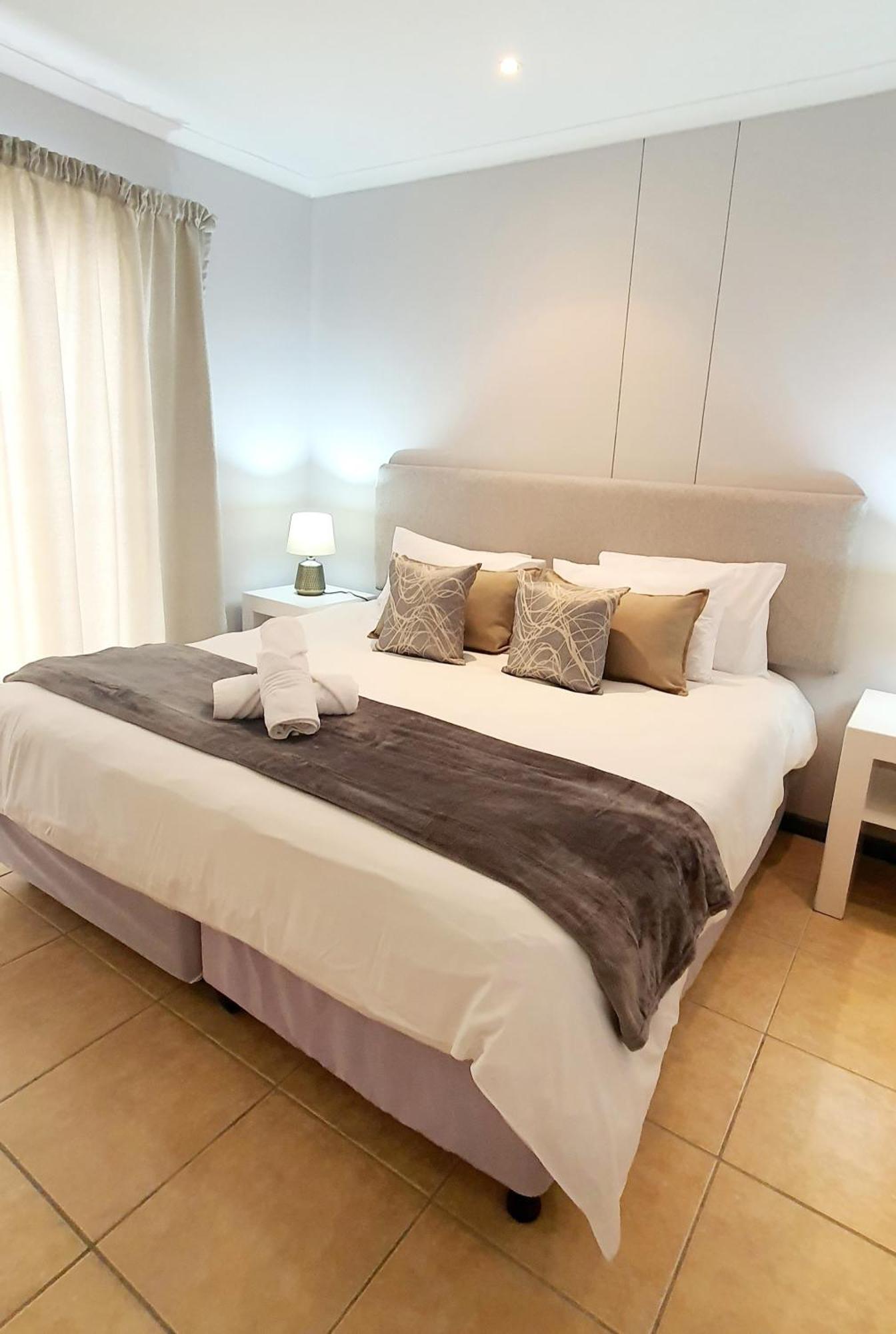 Point Village Hotel And Self Catering Mossel Bay Exterior foto